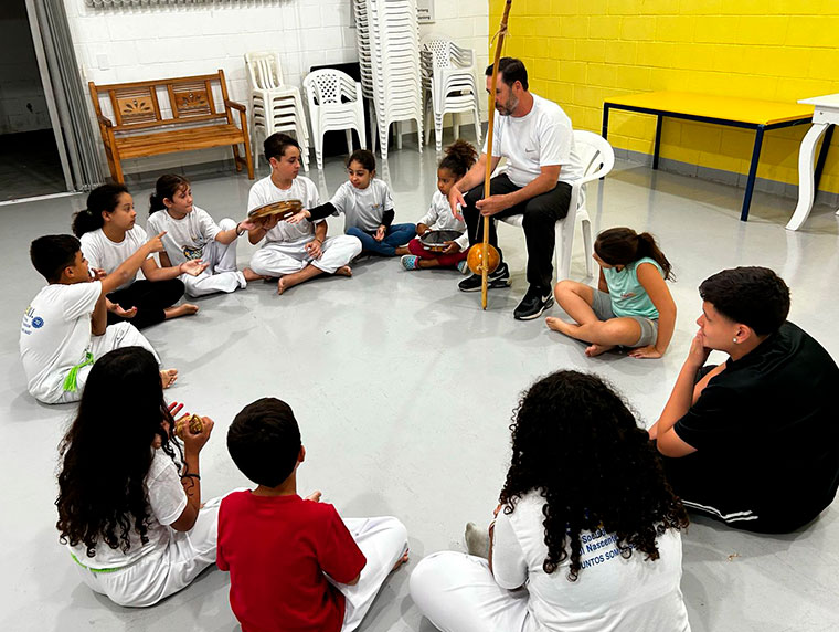 Hoje, a capoeira foi além dos golpes. Foi conexão e alegria!